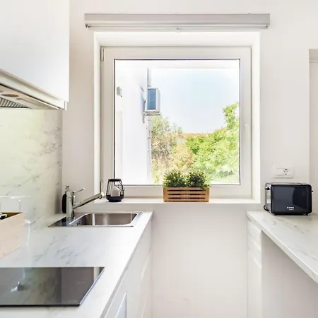 Апартаменты New Beautiful Studio, Private Terrace-hvar Town