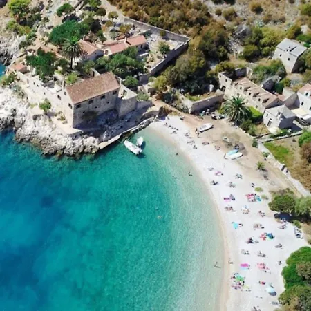 Апартаменты New Beautiful Studio, Private Terrace-hvar Town Хвар